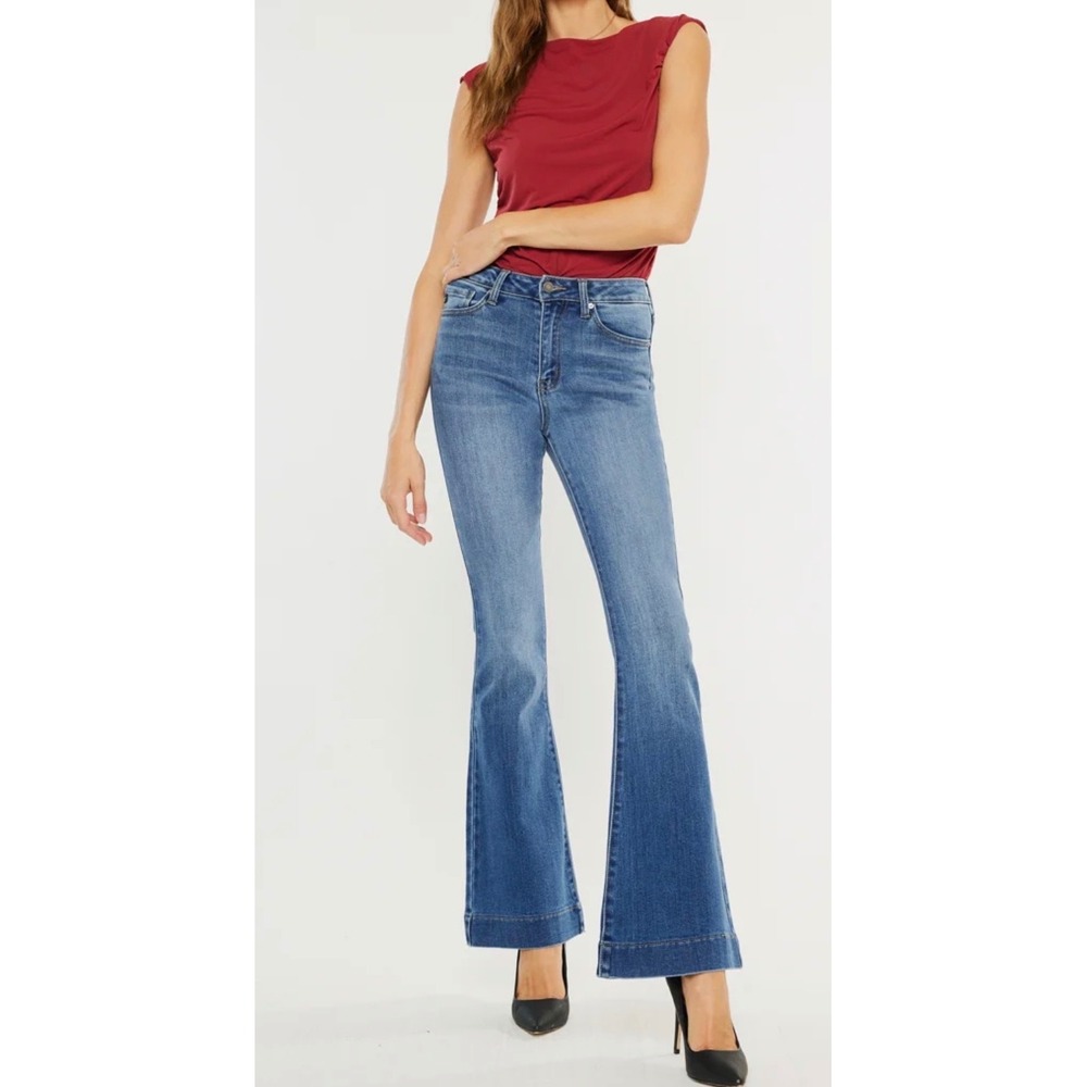 KanCan Roxanne High Rise Flare Jeans Medium Wash Denim Bell Bottoms Stretch